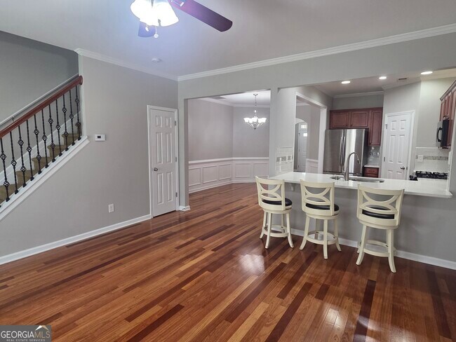 Building Photo - 2720 Beynon Ln NE