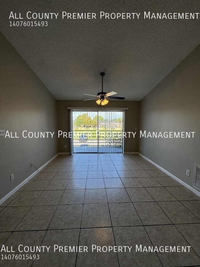Building Photo - 5231 Via Hacienda Cir