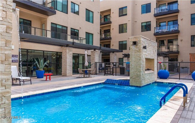 Building Photo - 7300 E Earll Dr