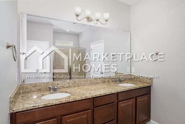Building Photo - 1867 Rustic Falls Dr