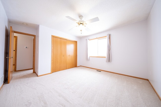 Building Photo - 634 McIntosh Ct