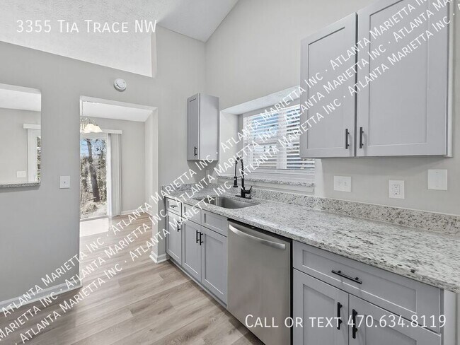 Building Photo - 3355 Tia Trace NW