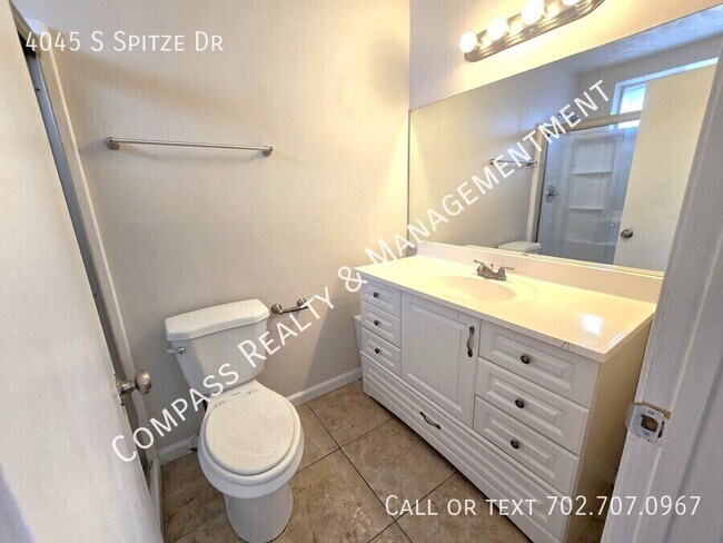 Building Photo - 4045 S Spitze Dr