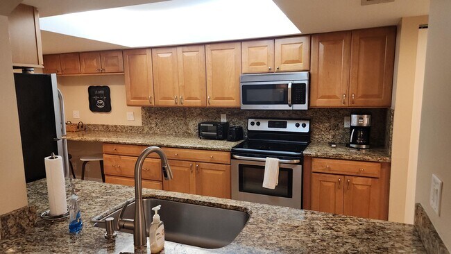 Building Photo - 955 Dotterel Rd
