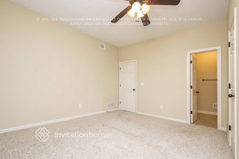 Building Photo - 918 Feather Creek Ln