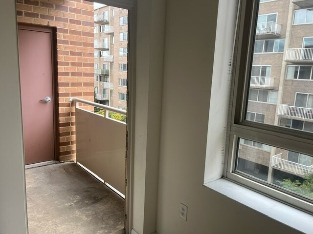 Building Photo - 350 G St SW