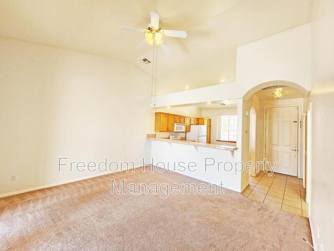 Building Photo - 1320 Pocahontas Ave