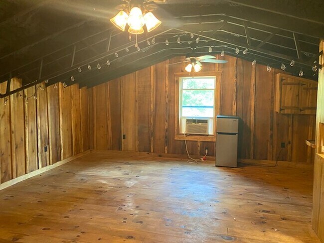 Building Photo - 1320 Co Rd 440