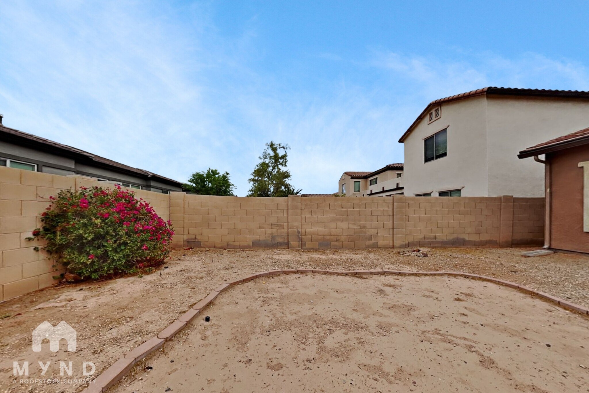 Building Photo - 9928 W Marguerite Ave