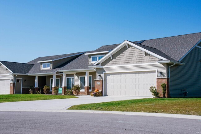 Building Photo - 3211 W Bartlett Dr