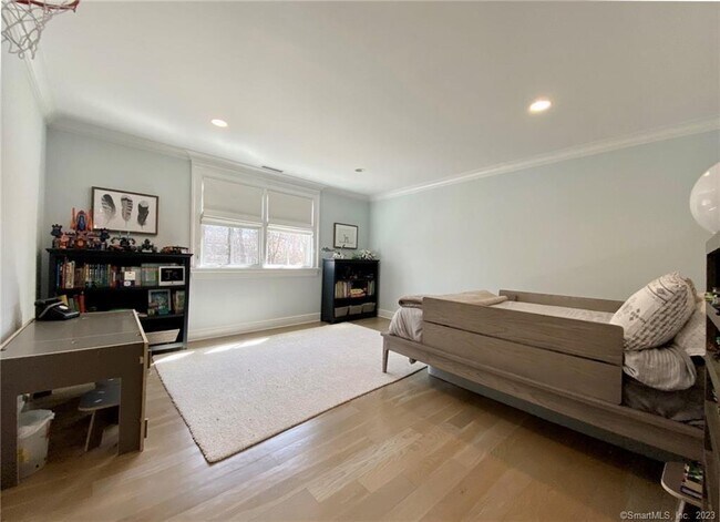 Building Photo - 7 Whaling Rd