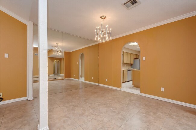 Building Photo - 6030 Gallant Forest Dr