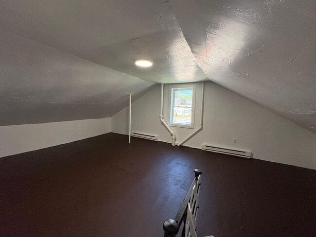 Building Photo - Newly Renovated Three-Bedroom, One Bathroom Row Home