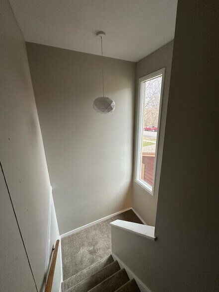 Building Photo - 6314 Maywood Ave