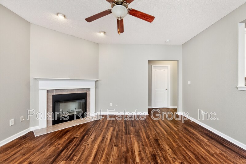 Building Photo - 3696 White Cliff Way