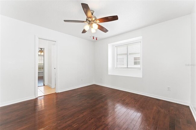 Building Photo - 8101 Canyon Lake Cir