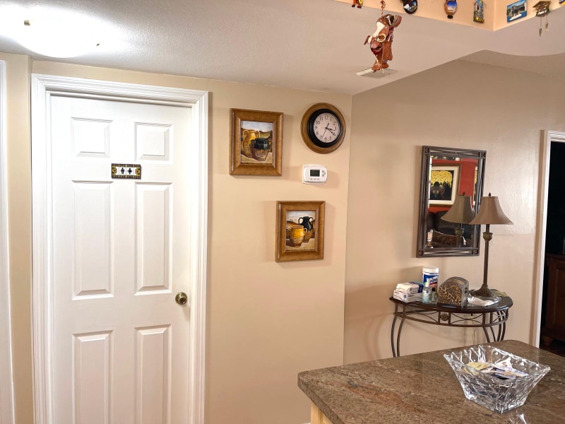 Building Photo - 3725 S Ocean Dr