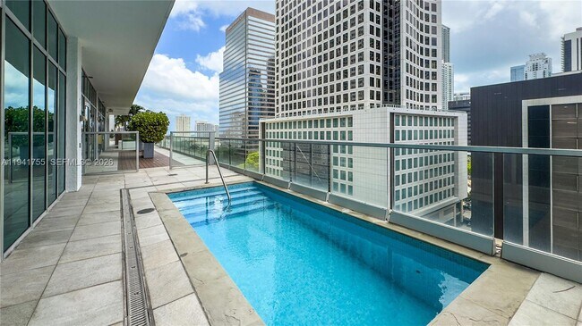 Building Photo - 55 SE 6th St