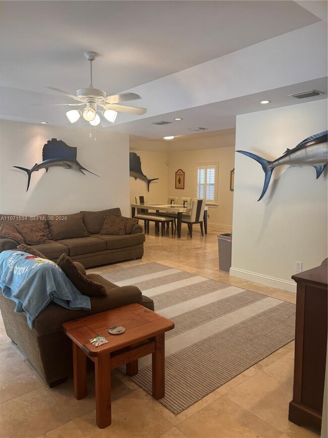 Building Photo - 42 Transylvania Ave