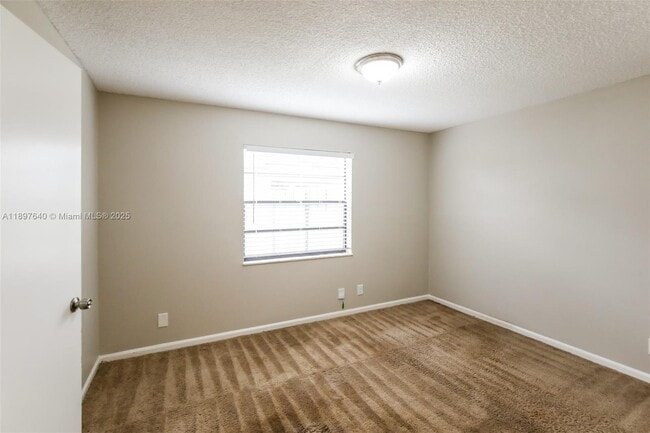 Building Photo - 164 Santa Monica Ave