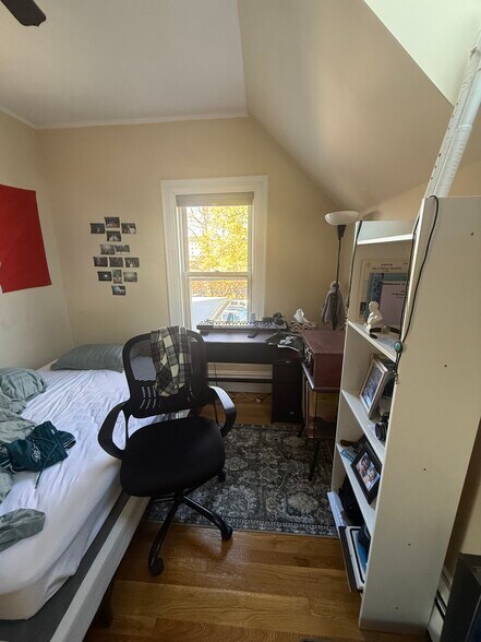 Building Photo - 36 Pratt St