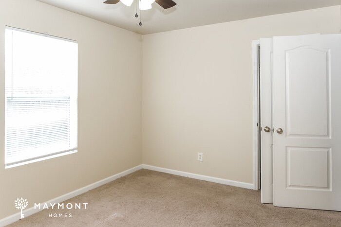 Building Photo - 114 Whitestone Dr NE