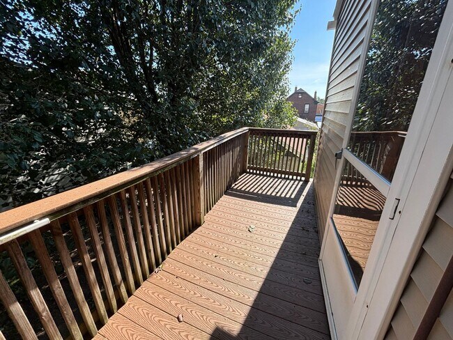 Building Photo - Large 3 Bedroom Single-Family Home in Arli...