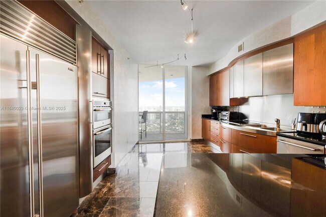 Building Photo - 18101 Collins Ave