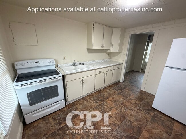 Building Photo - 323.5 15th Ave