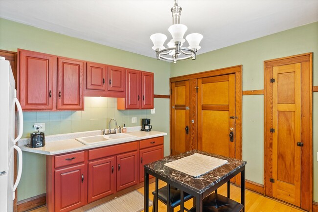 Building Photo - 1830 N 56th St