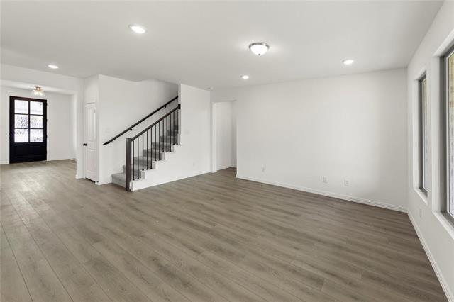 Building Photo - 744 Waterhouse Lk Dr