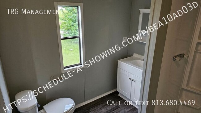 Building Photo - 202 Albacore Ln