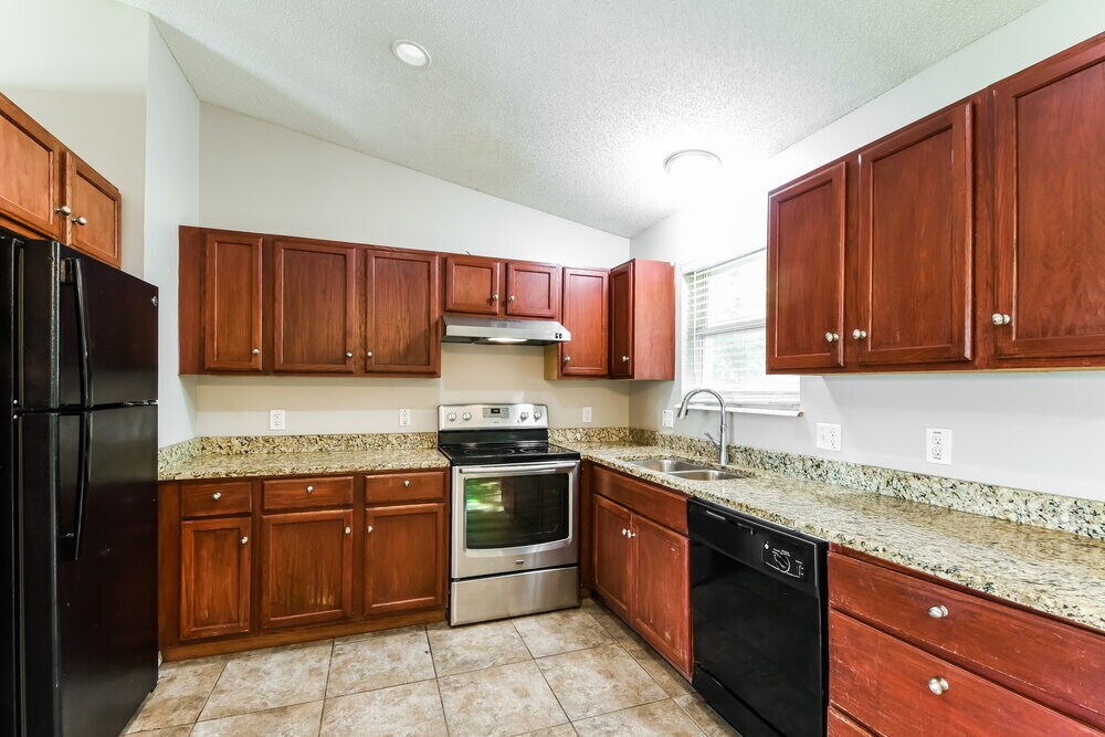 Building Photo - 3944 Walnut Ridge Ct