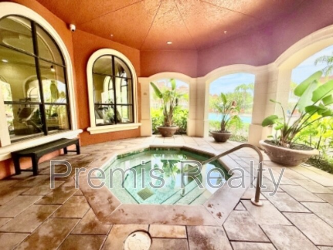 Building Photo - 2713 Via Murano