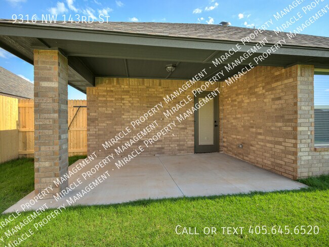Building Photo - 9316 NW 143rd St