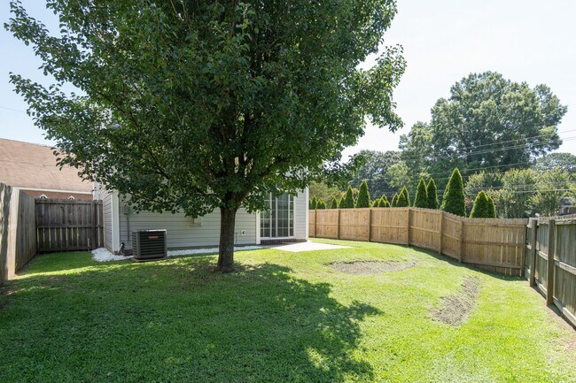 Building Photo - MOVE IN READY 3 Bedroom in the Heart of Western Branch!