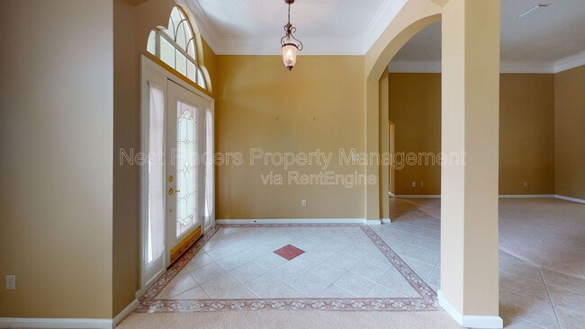 Building Photo - 11861 Lake Fern Dr