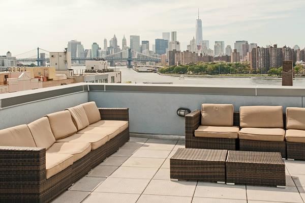 Building Photo - 53 Broadway