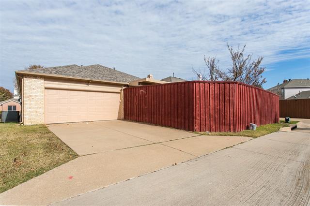 Building Photo - 738 Opal Ln