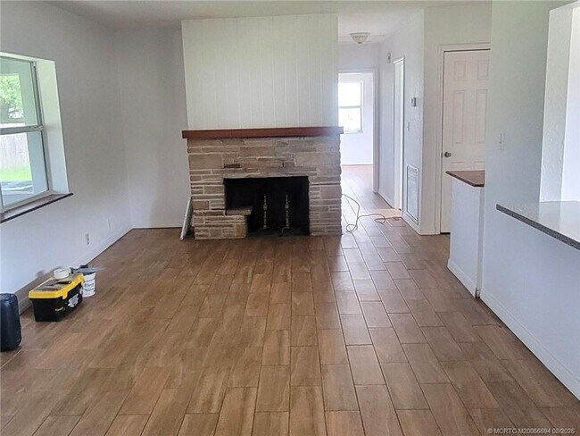 Building Photo - 1038 Trinidad Ave