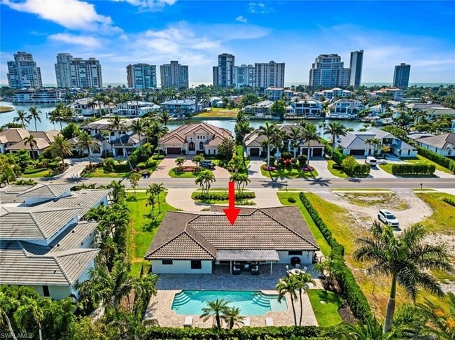 Building Photo - 4222 Crayton Rd