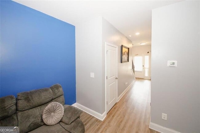 Building Photo - 10162 Benton Woods Dr