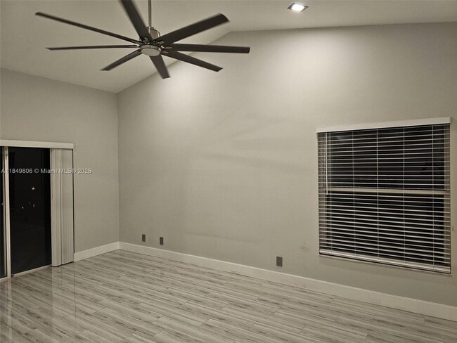 Building Photo - 9217 Paragon Way