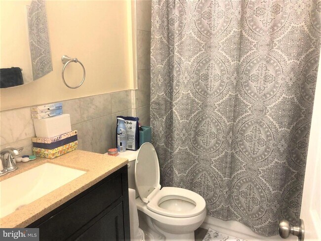 Building Photo - 1631 6th St NW