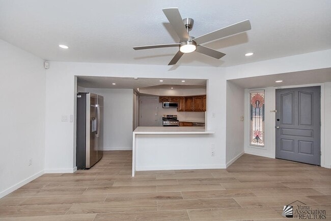 Building Photo - 2174 S Del Valle Way
