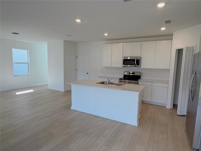 Building Photo - 6429 Domizio Dr