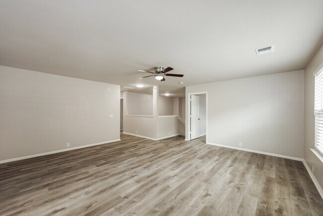 Building Photo - 10875 Rustic Cedar