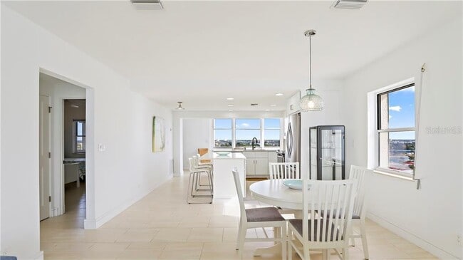 Building Photo - 7000 Beach Plaza