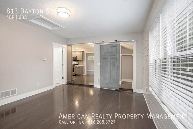 Building Photo - 813 Dayton St SW