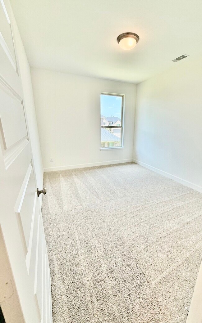 Building Photo - 30959 Radke Ests Dr